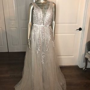 NEW never worn handmade lace appliqué tulle gown